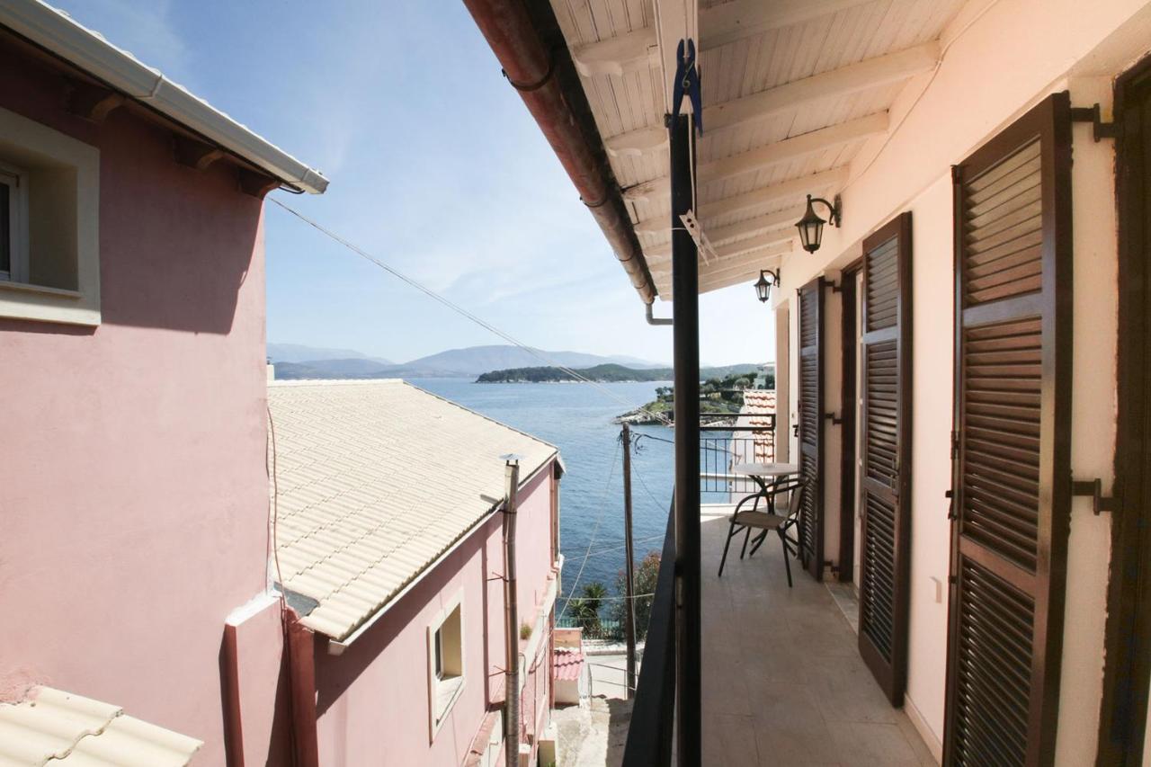 Willa Gabriela'S Seaside House Kassiopi Zewnętrze zdjęcie