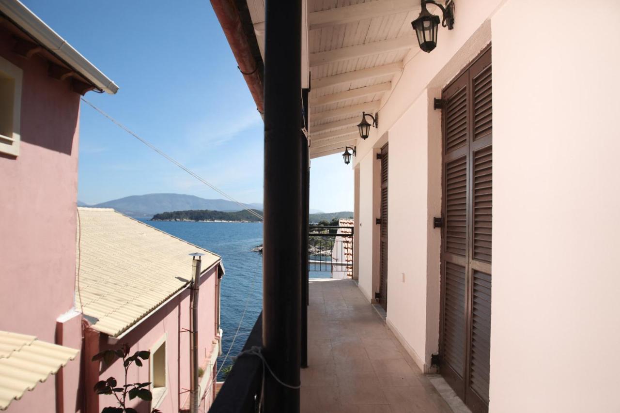 Willa Gabriela'S Seaside House Kassiopi Zewnętrze zdjęcie