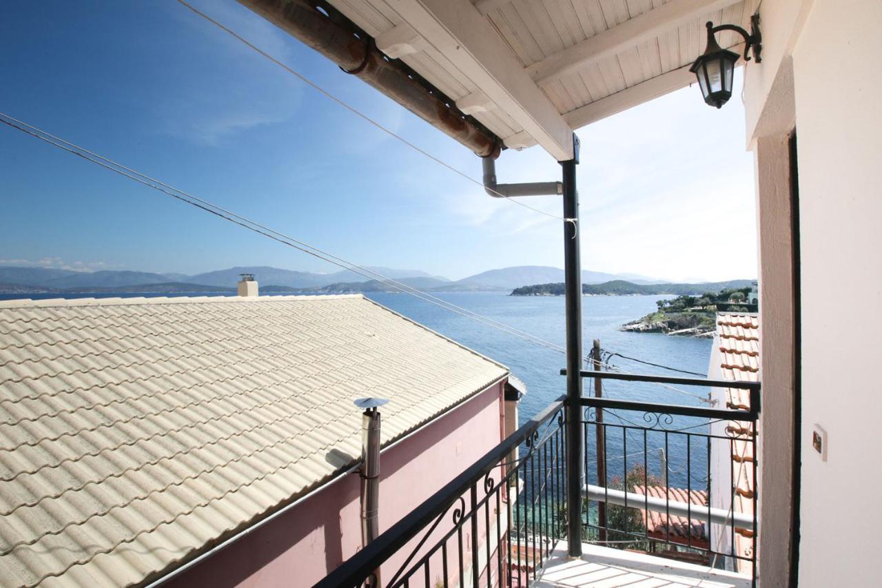 Willa Gabriela'S Seaside House Kassiopi Zewnętrze zdjęcie